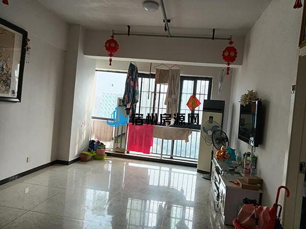 5ff3d23f-af17-4d81-9ec9-594cfd86d118.jpg