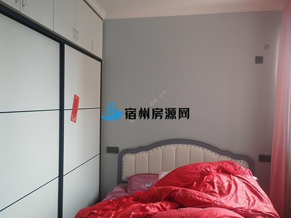 0c125ac9-4a14-49d0-a8f4-cbc83fca8a0d.jpg