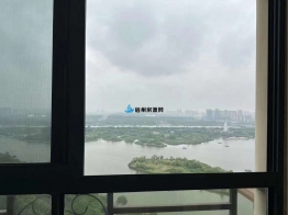 上河城外滩114平方，赠送面积10平方，满二，首付无要求，有学位，采光无敌，看房随时